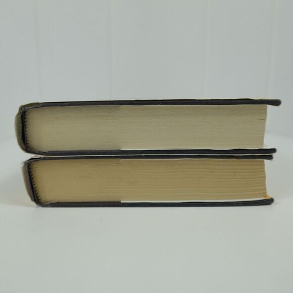 Murder She Wrote The Queens Jewels and A Slaying In Savannah Lot of 2 - Picture 3 of 11